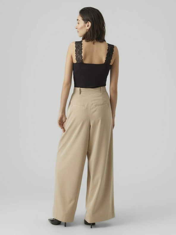 Vero Moda Černé dámské tílko Vero Moda Rosa