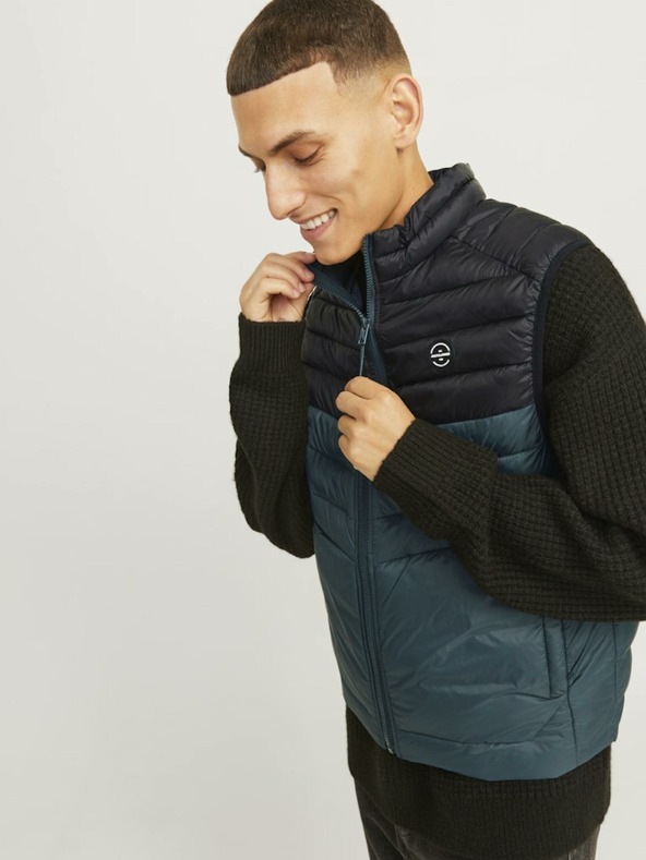 Jack & Jones Černo-modrá pánská prošívaná vesta Jack & Jones