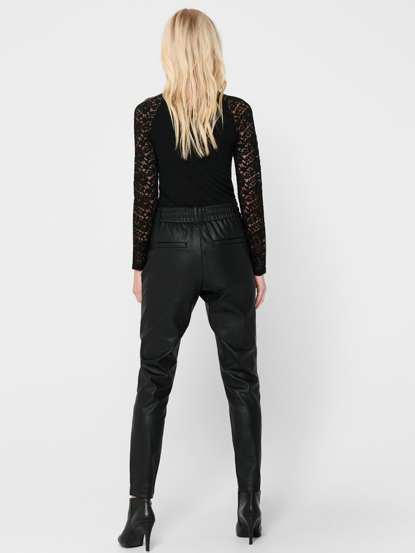 ONLY Černé dámské koženkové kalhoty ONLY Pop Trash