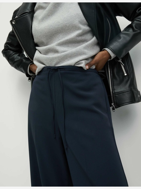 Marks & Spencer Krepové kalhoty se širokými nohavicemi a elastickým pasem Marks & Spencer námořnická modrá