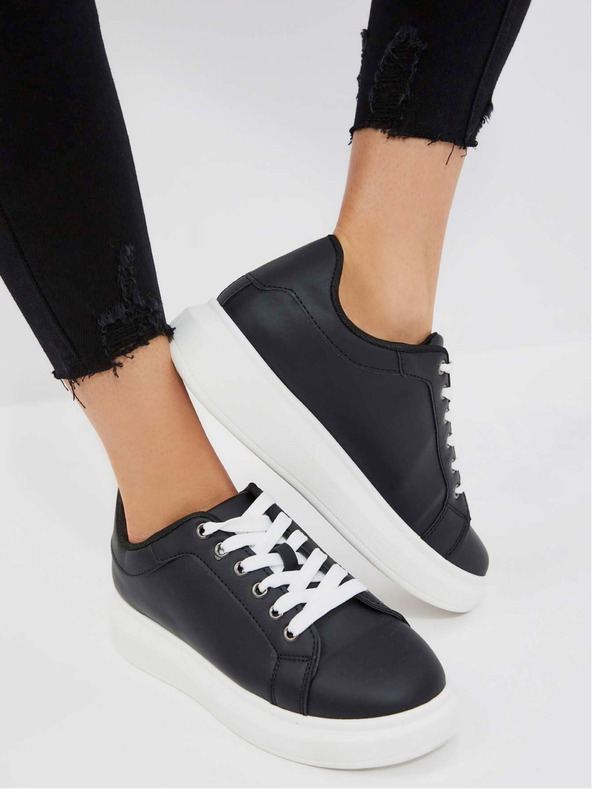 Moodo Černé dámské tenisky z ekokůže Moodo