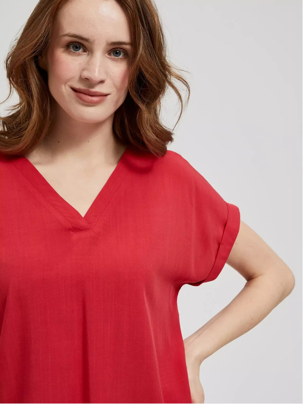 Moodo Červená košile s výstřihem do V a krátkým rukávem Moodo