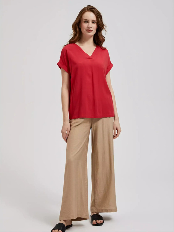 Moodo Červená košile s výstřihem do V a krátkým rukávem Moodo