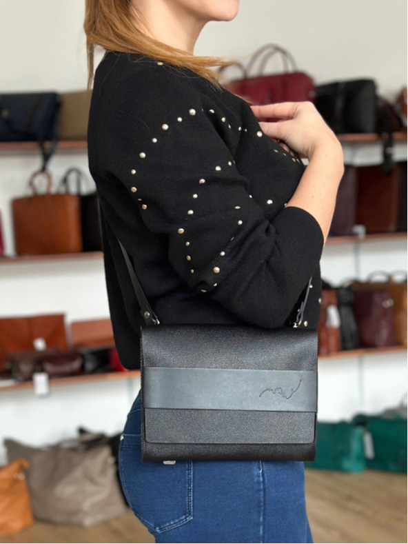 Elega Černé dámské psaníčko Elega Nosme