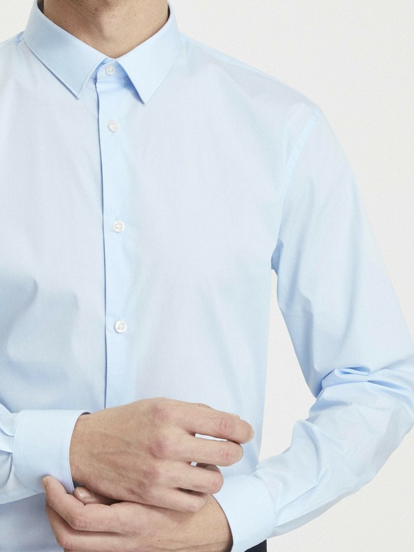 Celio Světle modrá pánská košile Celio Masantal1