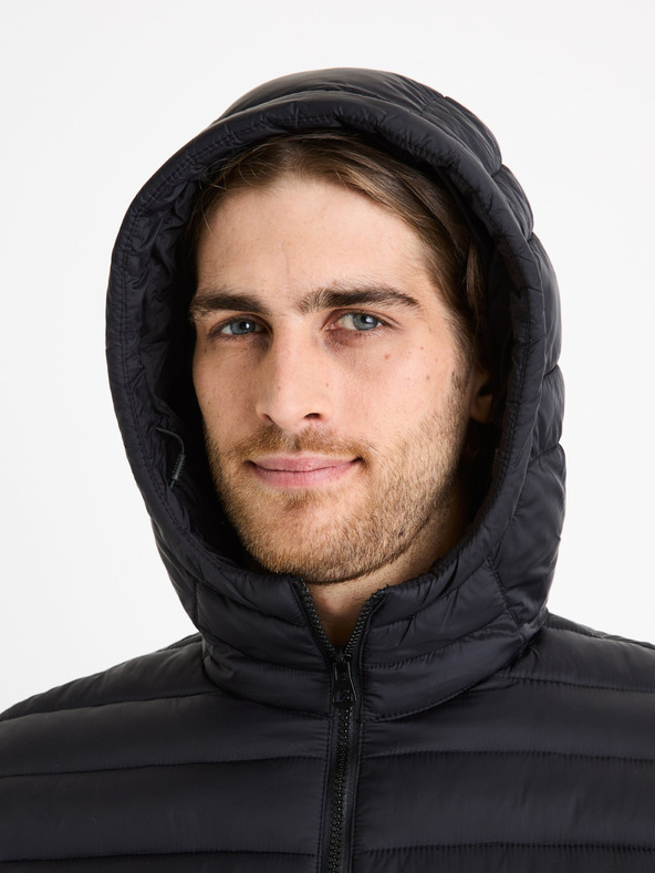 Celio Černá pánská prošívaná bunda Celio Fububble