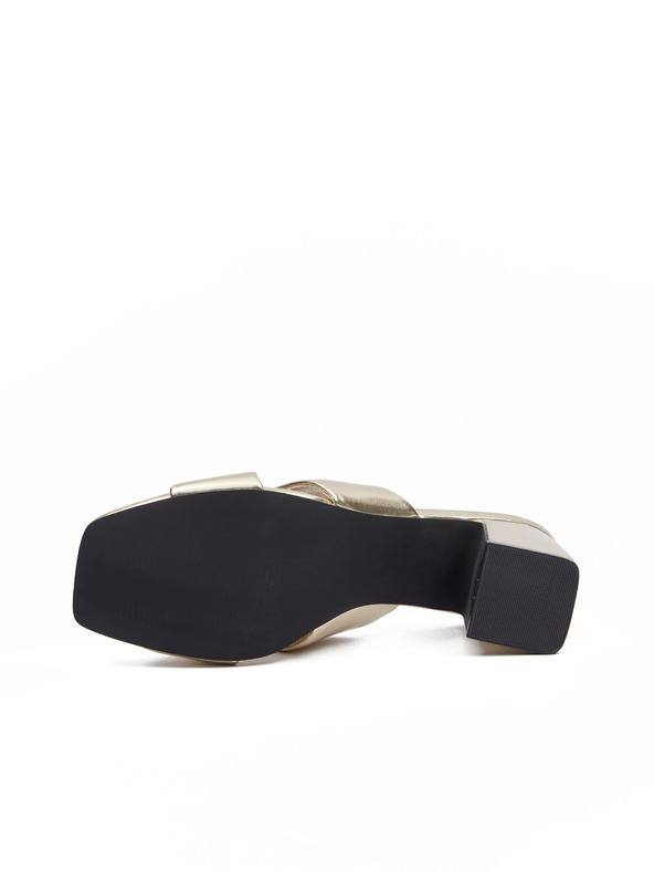 Orsay Zlaté dámské pantofle na podpatku ORSAY