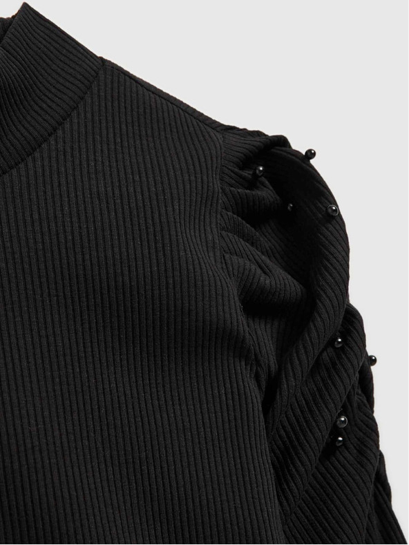 Moodo Černá dámská žebrovaná halenka s nabíranými rukávy a rolákem Moodo