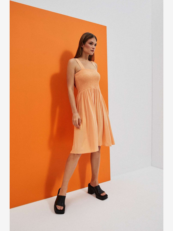 Moodo Oranžové šaty na ramínka Moodo