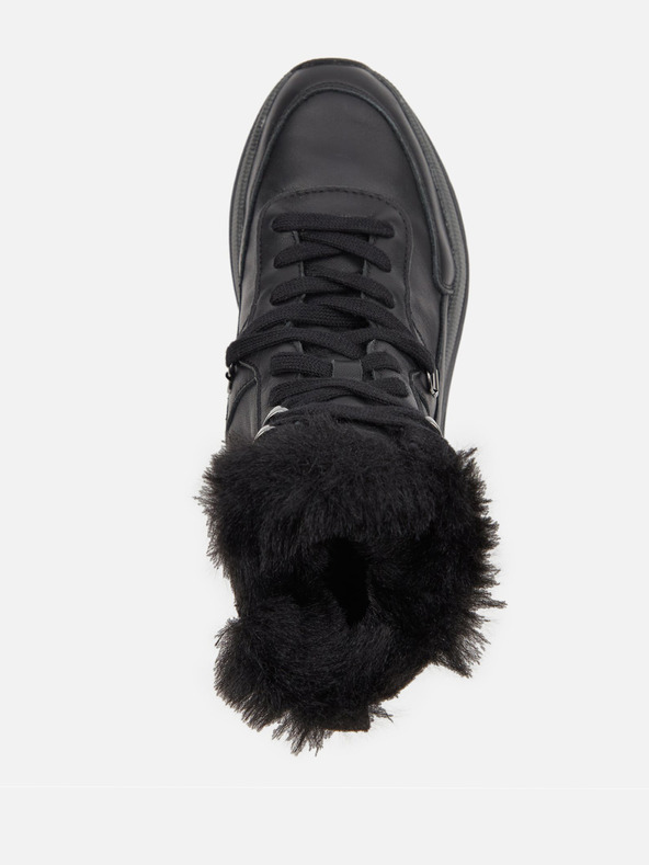 Geox Černá dámská kotníková obuv Geox Diamanta