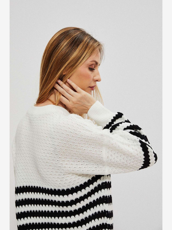 Moodo Černo-bílý dámský pruhovaný svetr Moodo