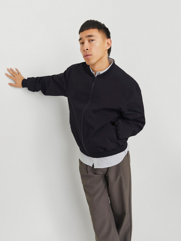 Jack & Jones Černý pánský bomber Jack & Jones