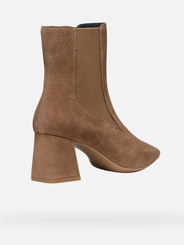 Geox Hnědá dámská kotníková obuv Geox Giselda