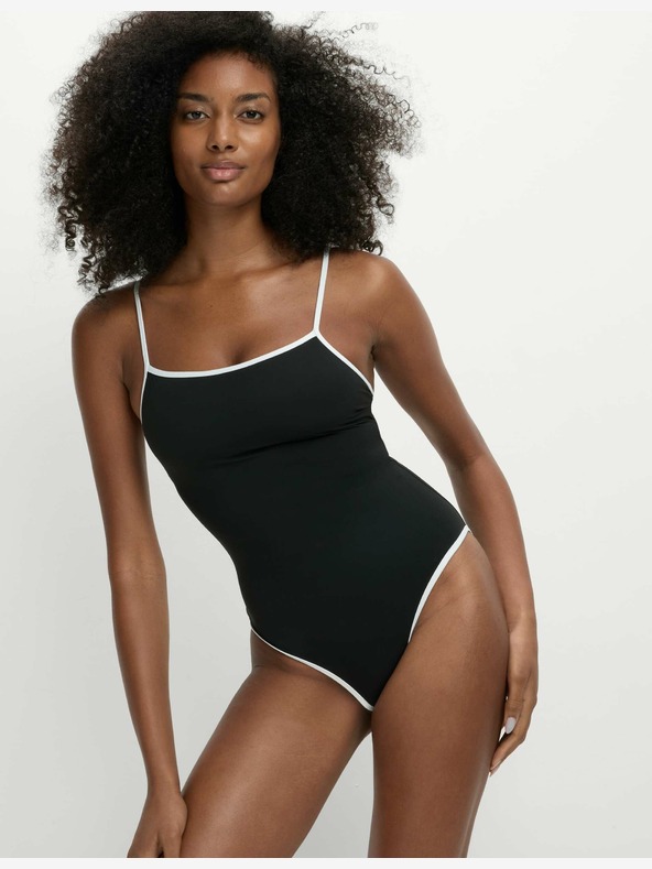 Marks & Spencer Plavky s kontrastním lemováním a hranatým výstřihem Marks & Spencer černá