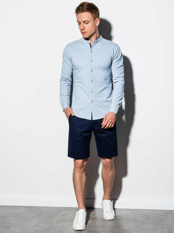 Ombre Clothing Světle modrá pánská košile se stojáčkem K542