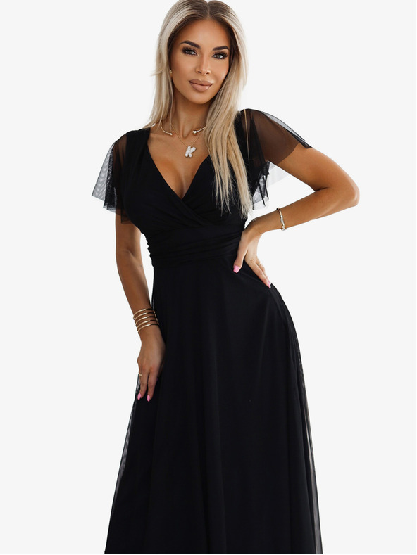 numoco Dlouhé šaty s výstřihem a krátkými rukávy - černé Numoco NASTIA