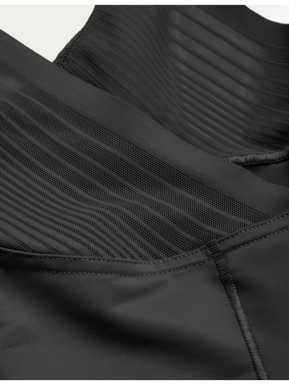 Marks & Spencer Tvarující silně zpevňující body s technologií Define™ Marks & Spencer černá