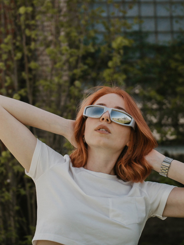 VEYREY Bílé unisex sportovní sluneční brýle VeyRey Steampunk Istephiel