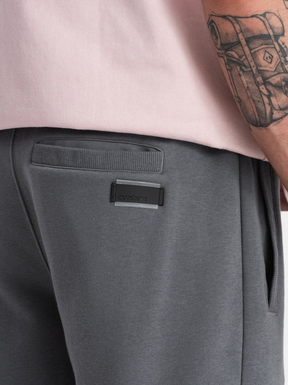 Ombre Clothing Šedé pánské basic teplákové kraťasy Ombre Clothing