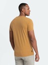 Ombre Clothing Hořčicové pánské bavlněné basic tričko s výstřihem Ombre Clothing