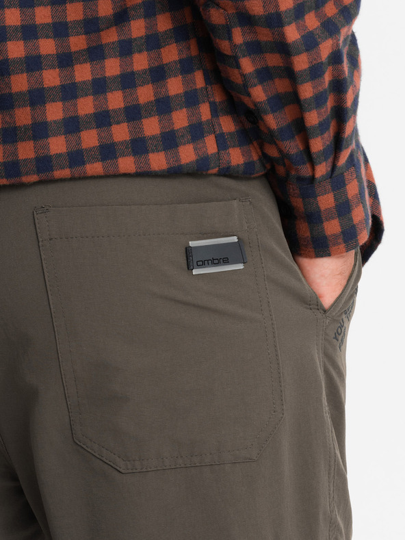 Ombre Clothing Pánské kalhoty jogger s kapsami a potiskem tmavě olivově zelené Ombre Clothing