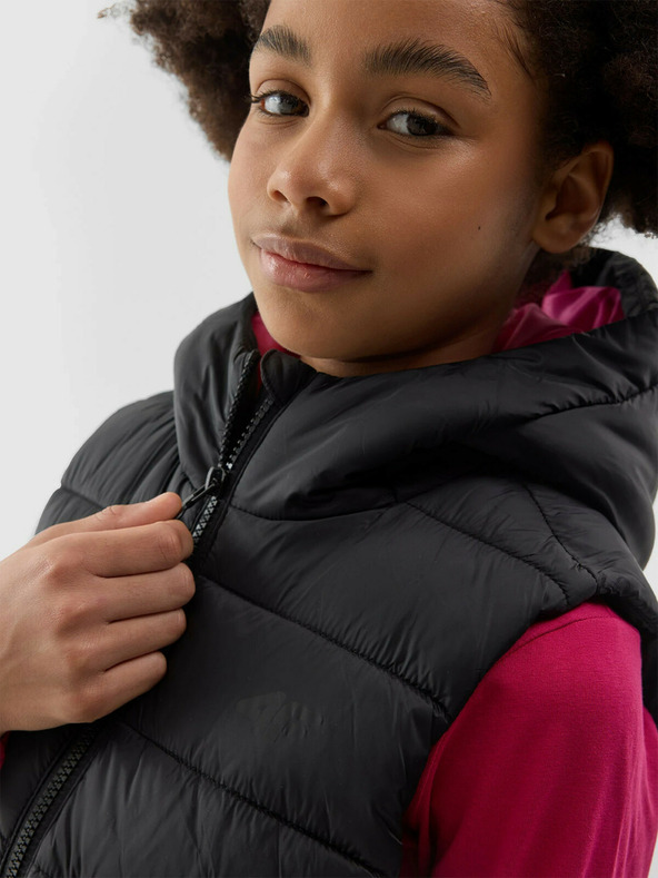 4F Dívčí péřová vesta s výplní ze syntetického peří 4F - černá