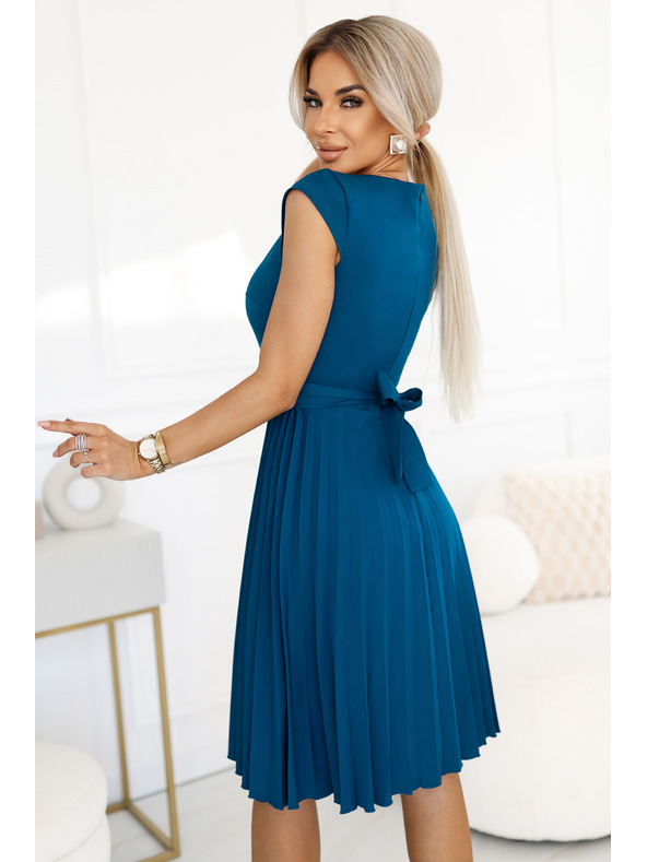 numoco Klasické řasené šaty s krátkým rukávem a páskem Numoco