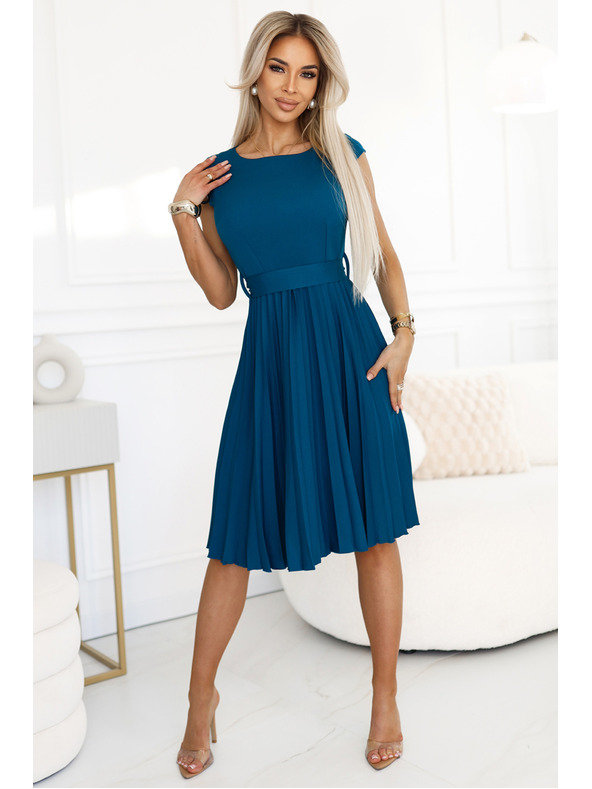 numoco Klasické řasené šaty s krátkým rukávem a páskem Numoco