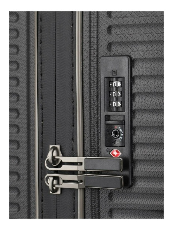 Travelite Cestovní kufr Travelite Roomer Trunk L Black