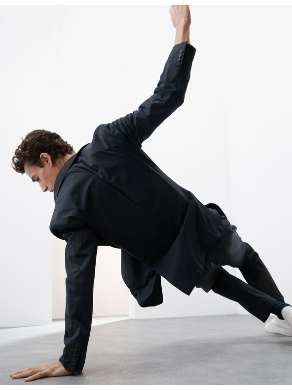 Marks & Spencer Sako mírně projmutého střihu vhodné na cestování Marks & Spencer námořnická modrá