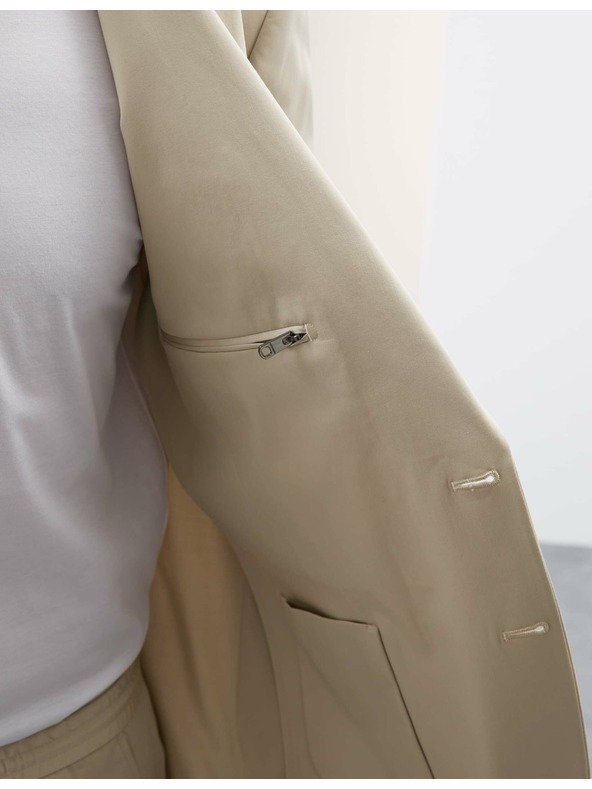 Marks & Spencer Blejzr s vysokým podílem bavlny, mírně projmutý střih Marks & Spencer béžová