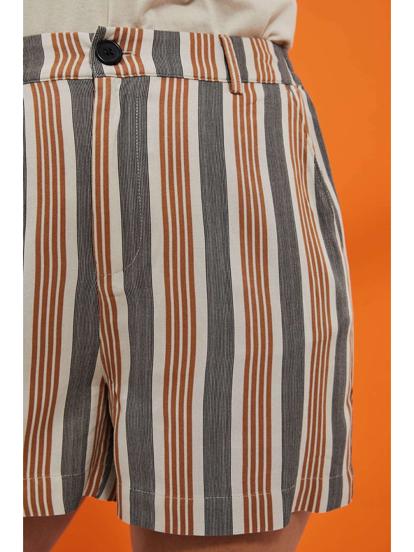 Moodo Šedo-hnědé dámské pruhované kraťasy Moodo