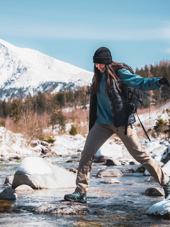 Horsefeathers Dámská vesta Ester Horsefeathers - černá