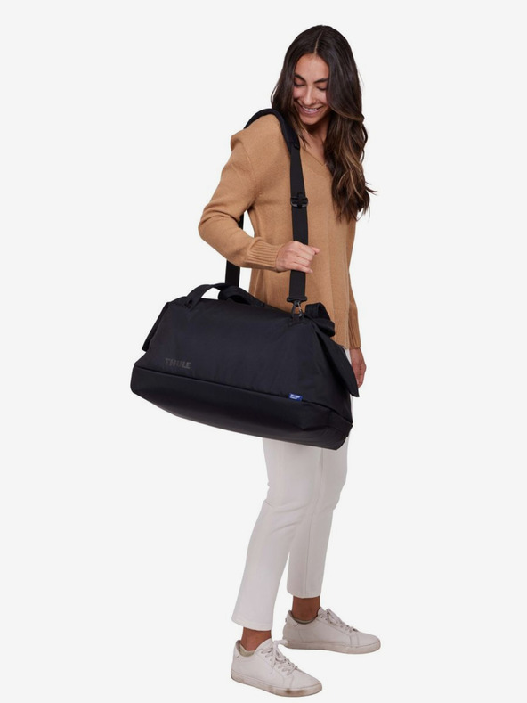 Thule Černá cestovní taška Thule Subterra 2