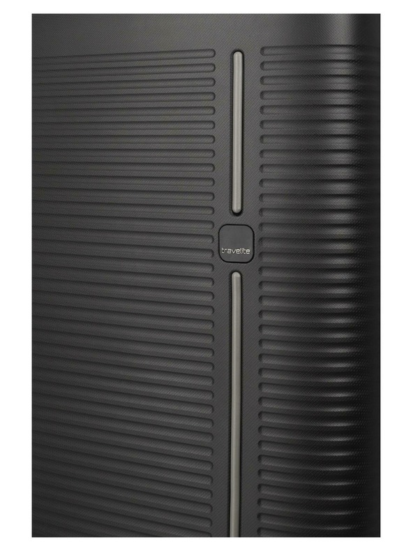 Travelite Cestovní kufr Travelite Roomer Trunk M Black