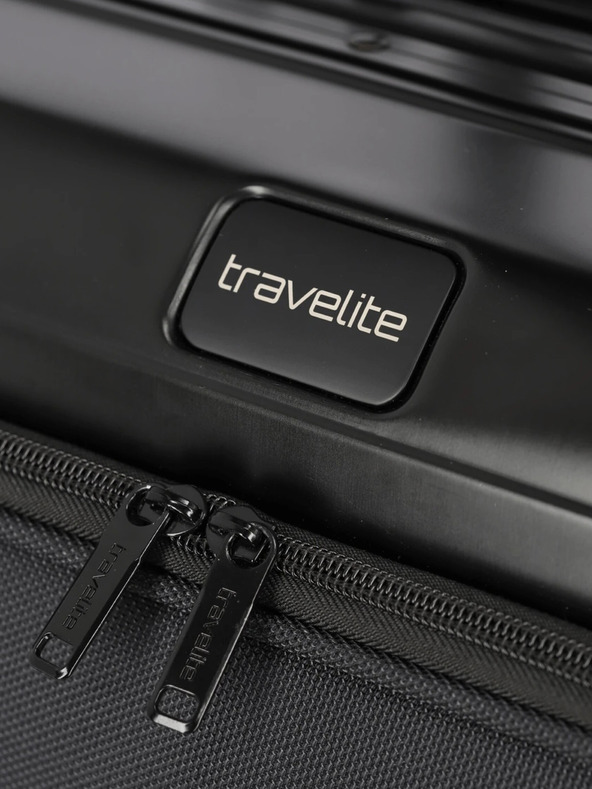 Travelite Černý cestovní kufr Travelite Next 4w S Front pocket