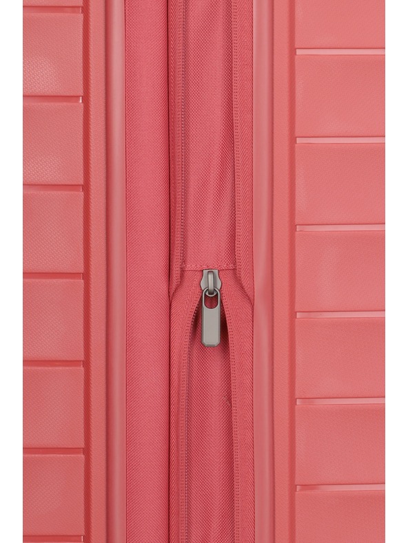 Travelite Cestovní kufr Travelite Mooby M Red