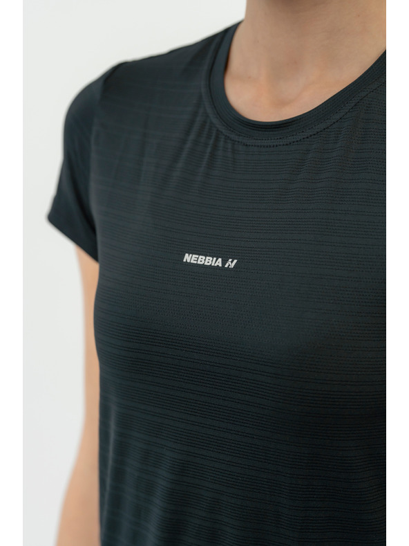Nebbia FIT Activewear tričko “Airy” s reflexním logem 438 Nebbia