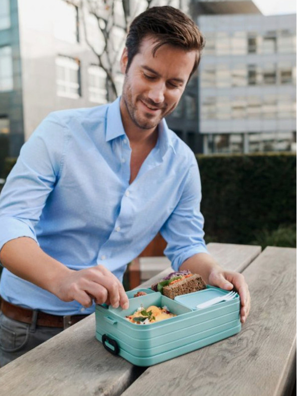 Mepal Světle modrý jídelní box Mepal Bento Midi