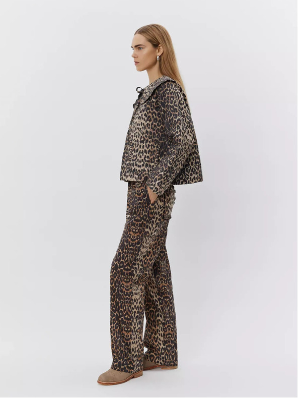 Sofie Schnoor Béžovo-hnědá dámská bunda s leopardím vzorem Sofie Schnoor