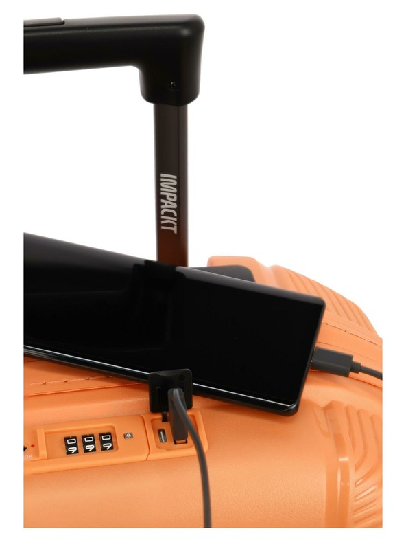 IMPACKT Cestovní kufr IMPACKT IP1 S Garden apricot