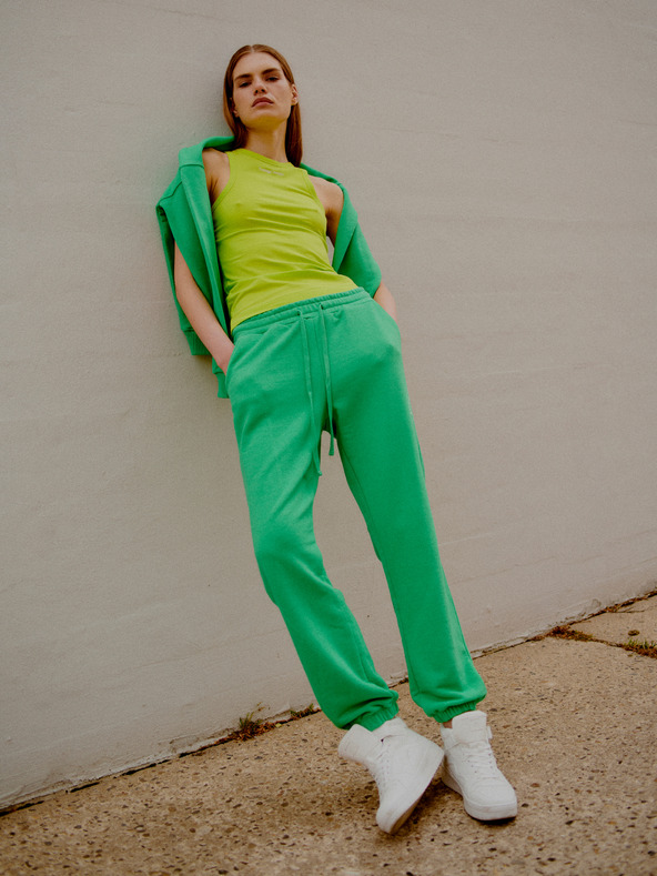 The Jogg Concept Zelené dámské tepláky The Jogg Concept