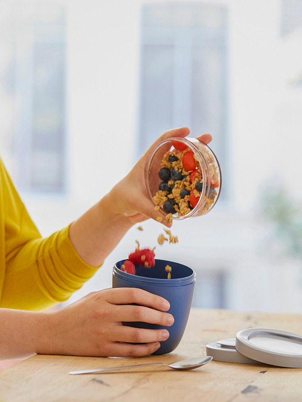 Mepal Černý jídelní box Mepal Ellipse Mini (300 + 120 ml)