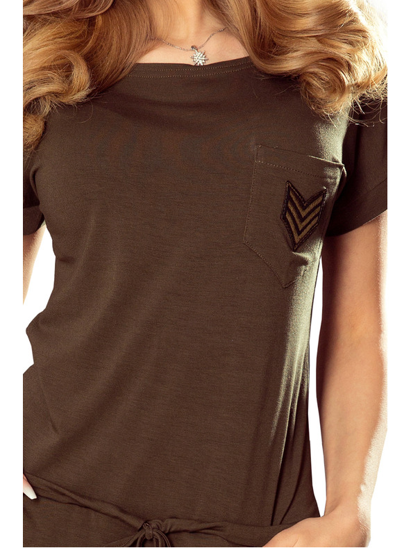 numoco 196-3 Sportovní šaty s krátkým rukávem a kapsou - KHAKI