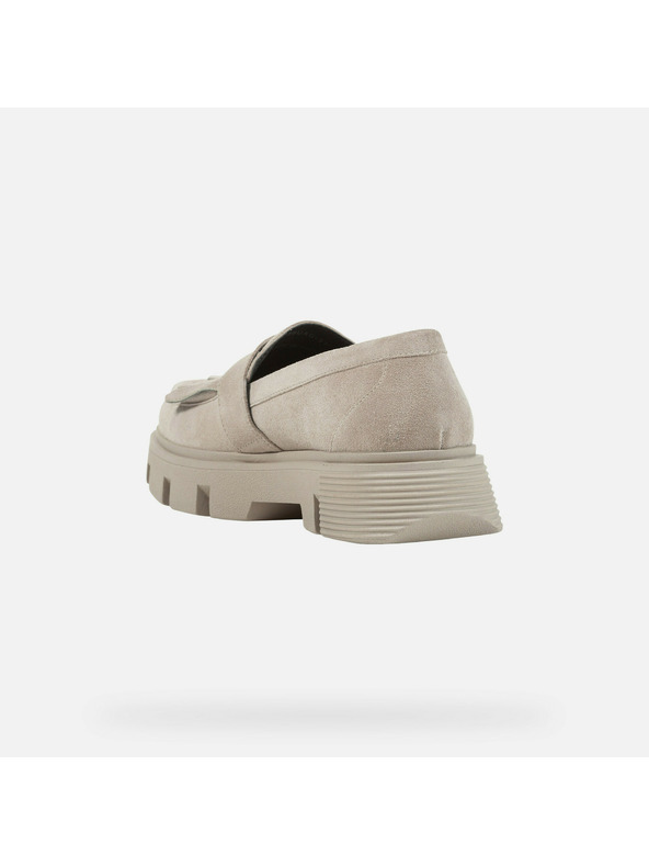 Geox Krémové dámské mokasíny Geox Vilde