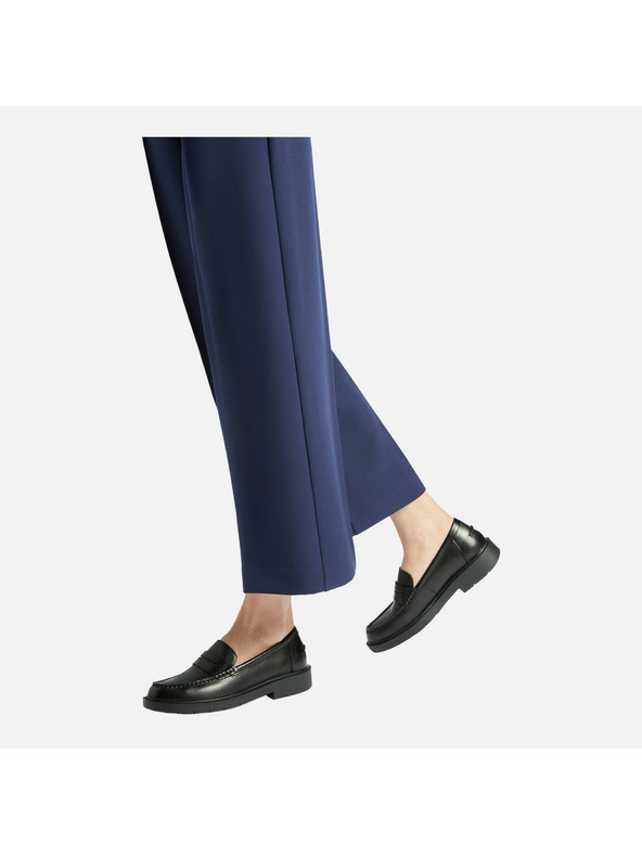 Geox Černé dámské mokasíny Geox Spherica EC-1