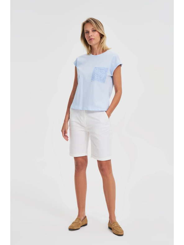 Moodo Světle modrý bavlněný top s kapsou