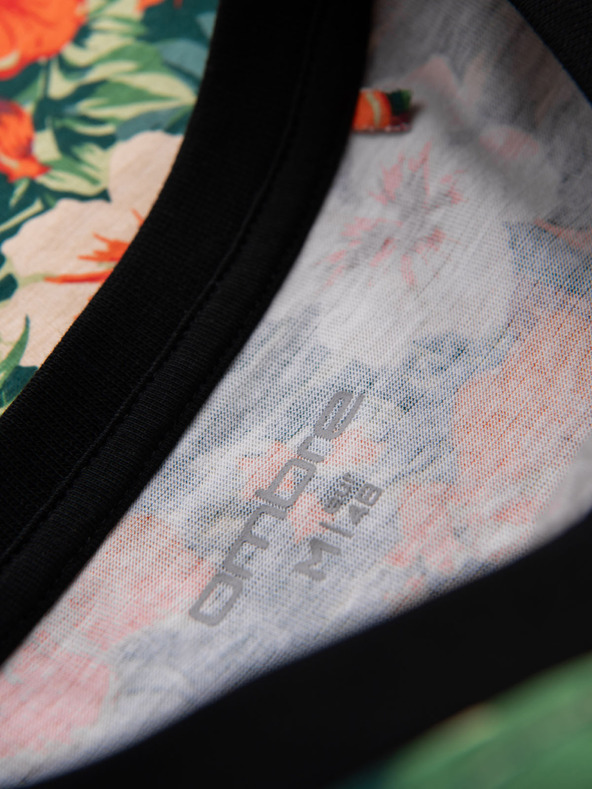 Ombre Clothing Pánské bavlněné tričko s květinovým potiskem - černé