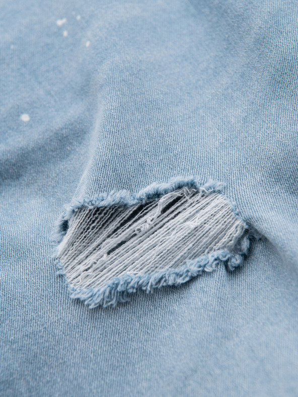 Ombre Clothing Pánské džínové kraťasy s roztrhanými nohavicemi - světle modré