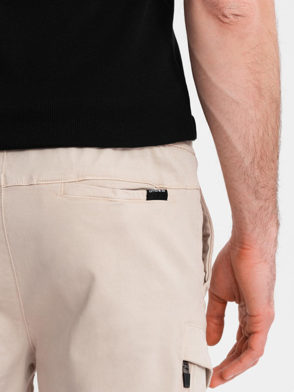 Ombre Clothing Pánské šortky volného střihu s cargo kapsami - krémové